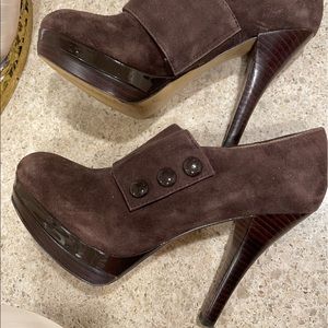 Franco Sarto designer Platform heels brown suede shoe bootie EUC vintage size 6